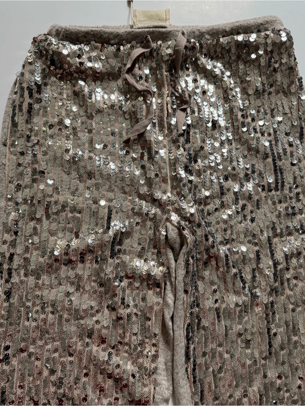 Joyfolie Girl Libbie Silver Oat Sequin Jogger Pants for Kids size 14 NWT